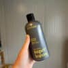 Attitude natuurlijke douchegel voor mannen met de geur amber en citrus, 473 ml.