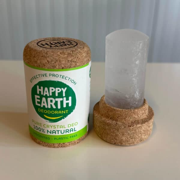 Natuurlijke deodorant stick van Happy Earth met 100% aluin, geurloos en hypoallergeen voor dagelijkse frisheid
