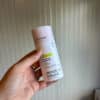 Natuurlijke deodorantstick Sensitive Sweet Jasmine van Attitude voor de gevoelige huid, in een plasticvrije verpakking van 75 gram.
