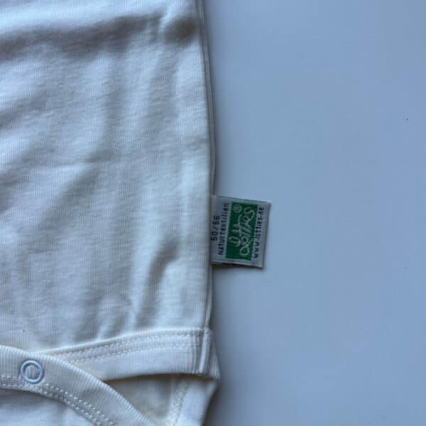 Lotties babyromper mouwloos voor zachte en natuurlijke babykleding