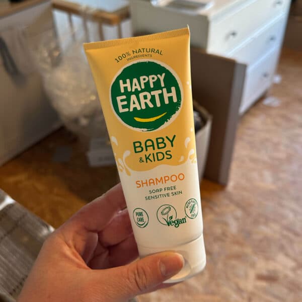 Happy Earth baby shampoo voor milde verzorging van haar en hoofdhuid