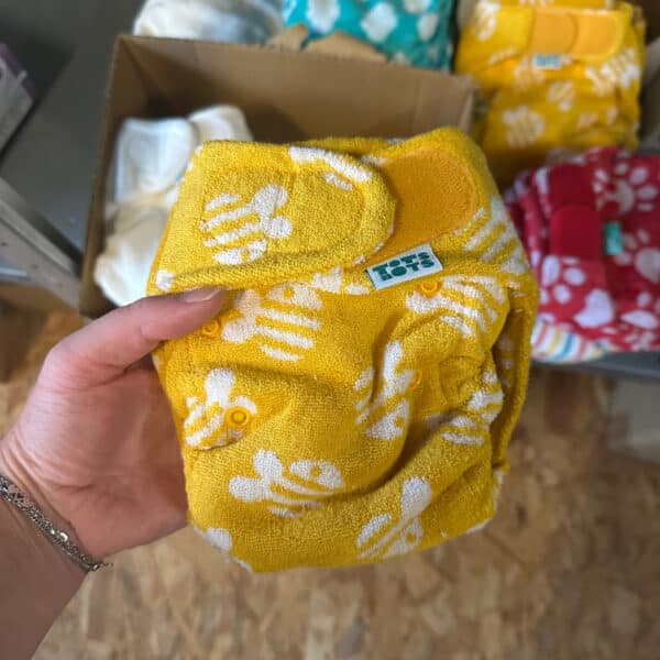 Wasbare luier Bamboozle Stretch bamboe van TotsBots duurzame herbruikbare luier zacht en absorberend verkrijgbaar bij Pure Start