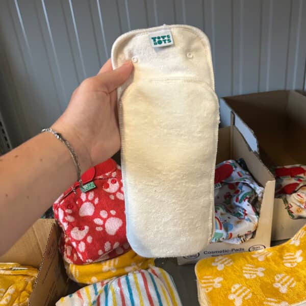 Pads boosters TotsBots extra inlegger voor wasbare luiers duurzaam absorberend en herbruikbaar verkrijgbaar bij Pure Start