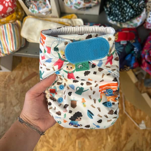 Wasbare luier All in One EasyFit bamboe TotsBots duurzame herbruikbare luier zacht absorberend en gebruiksvriendelijk verkrijgbaar bij Pure Start