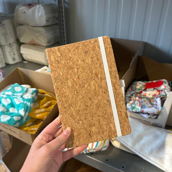 Notitieboekje A5 kurk met pen duurzaam stijlvol schrijfboekje met pen milieuvriendelijk stationery verkrijgbaar bij Pure Start