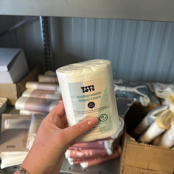 Inlegvellen 100 stuks TotsBots biologisch afbreekbare inlegdoekjes voor wasbare luiers zacht praktisch en duurzaam verkrijgbaar bij Pure Start