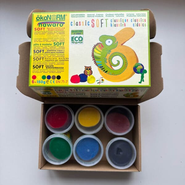 Zachte boetseerklei van Ökonorm in zes klassieke kleuren