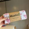 MuslinZ XXL hydrofiele doek met roze blad dessin