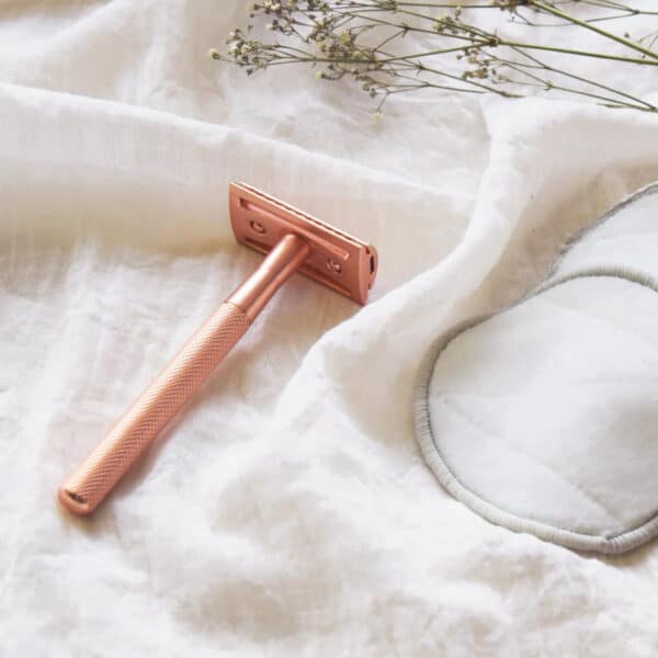 Oceonics Safety Razor in rosé – stijlvol en duurzaam scheermes, plasticvrij en geschikt voor een gladde, milde scheerbeurt.