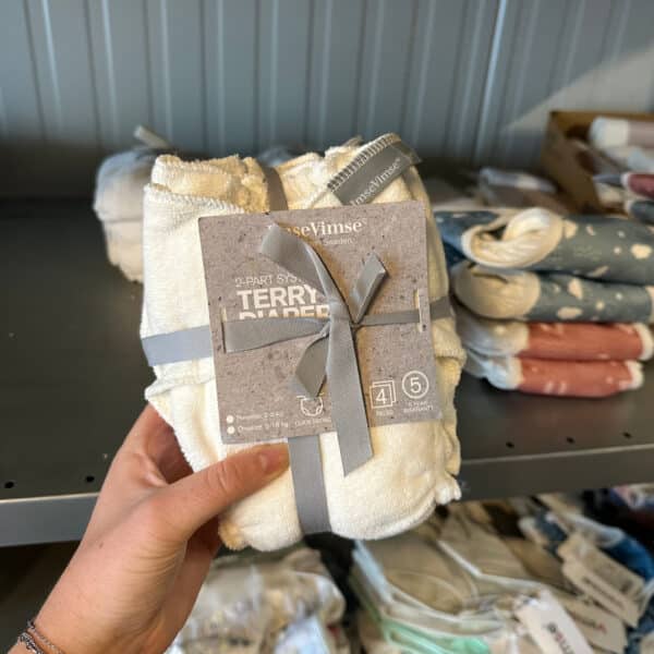 Newborn voorgevormde luiers – zachte, absorberende en herbruikbare luiers speciaal ontworpen voor pasgeboren baby’s