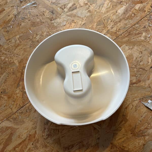 Ecopitchoun anatomisch plaspotje naturel – ergonomisch en duurzaam babypotje van bioplastic, ideaal voor zindelijkheidstraining.