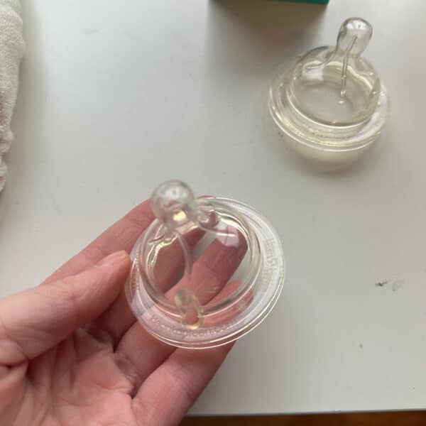 Siliconen spenen Medium Flow van Klean Kanteen – veilige duurzame flesspenen voor baby’s en peuters.