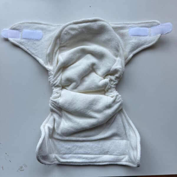 Blümchen absorberende nachtluier met klittenband van bamboe – wasbare luier voor de nacht