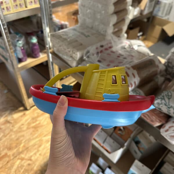 Green Toys sleepboot van gerecycled plastic – duurzaam en veilig speelgoed voor kinderen kopen bij Pure Start