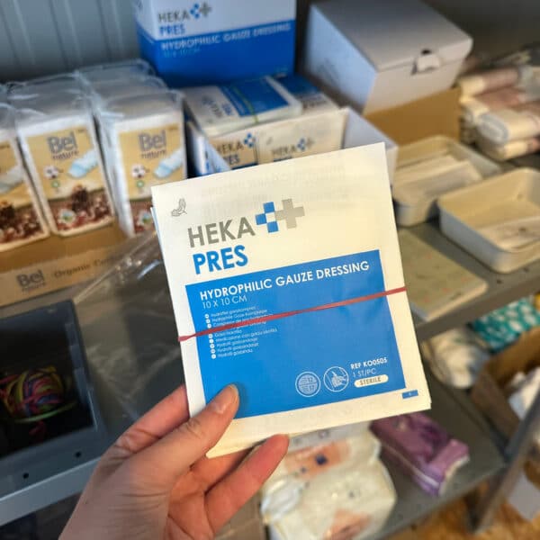 Steriele gaasjes van hydrofiel katoen – zachte en veilige wondverzorging voor baby en moeder, verkrijgbaar bij Pure Start