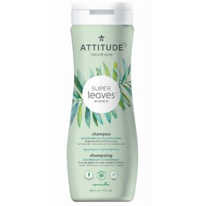 Verzorgende en versterkende shampoo van Attitude.