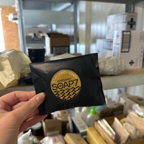 Natuurlijk en duurzaam verzorgingsproduct voor baby, kind of volwassene – verkrijgbaar bij Pure Start