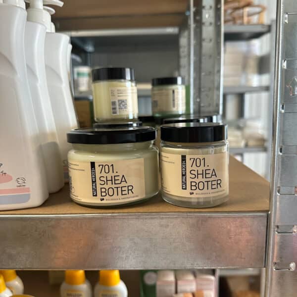 Natuurlijk en duurzaam verzorgingsproduct voor baby, kind of volwassene – verkrijgbaar bij Pure Start