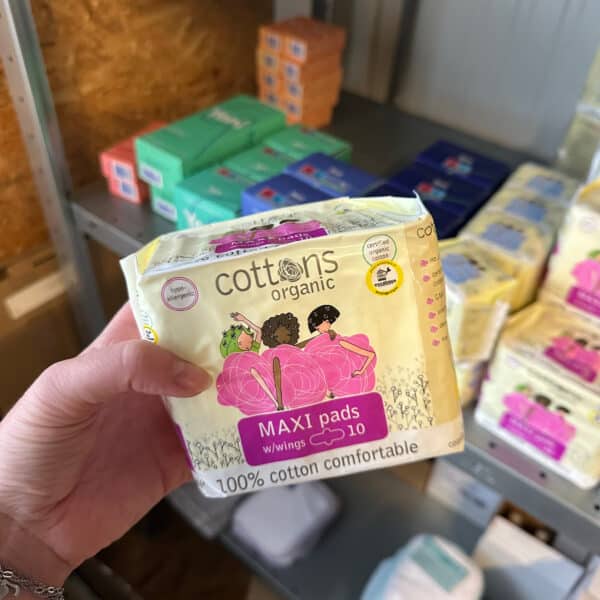 Cottons maxi pads maandverband met vleugels van 100% biologisch katoen, ademend en plasticvrij bij Pure Start