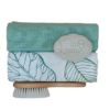 Pure Baby Cadeaupakket met hydrofiele luiers, zeep en borstel.