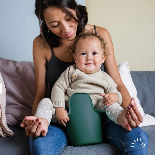 EasyPisi BZC plaspotje voor baby's in donkergroen – een praktisch en ergonomisch potje, speciaal ontworpen voor baby zindelijkheidscommunicatie (BZC).