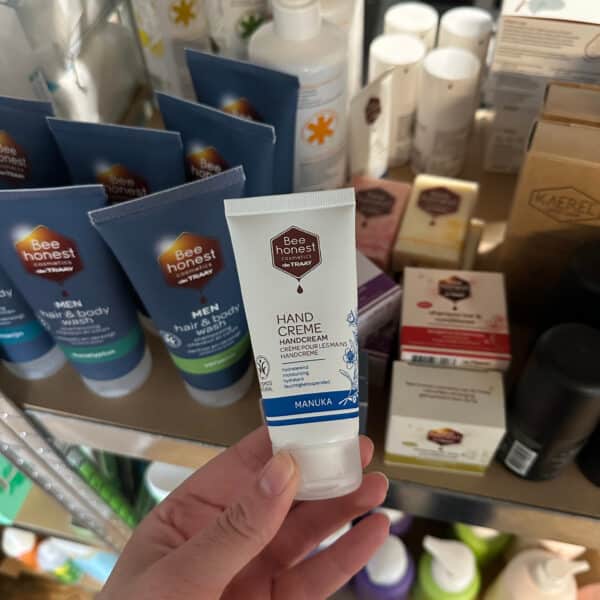 Natuurlijk en duurzaam verzorgingsproduct voor baby, kind of volwassene – verkrijgbaar bij Pure Start