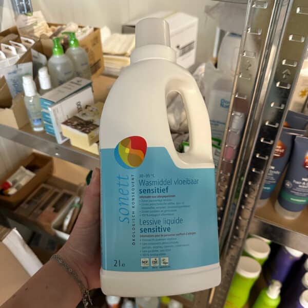 Natuurlijk en duurzaam verzorgingsproduct voor baby, kind of volwassene – verkrijgbaar bij Pure Start