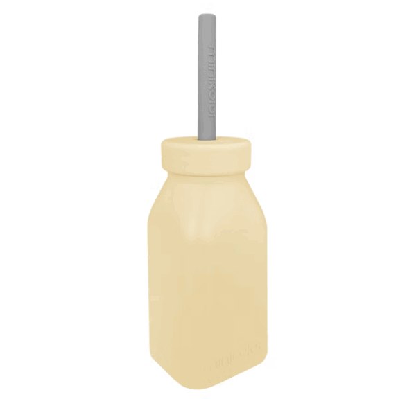 Minikoioi siliconen drinkfles met rietje beige kleur.