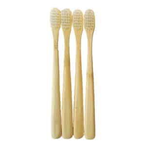 Set van 4 bamboe kindertandenborstel in naturel kleur.