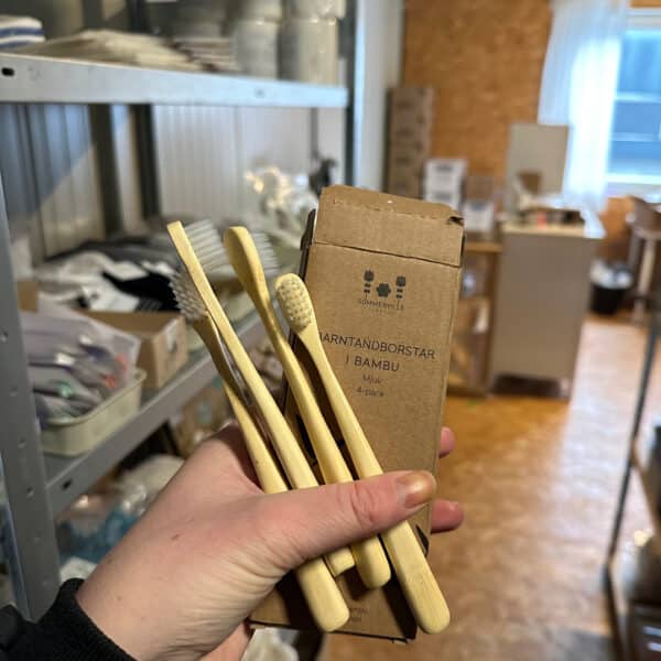Bamboe kindertandenborstels set van 4 van Summerville Organic – duurzame en zachte tandenborstels voor kinderen