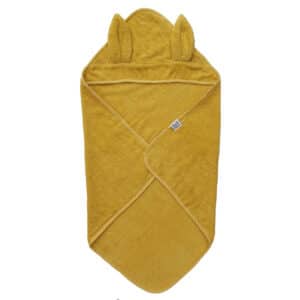 Gele badstof baby badcape met konijnenoren van biologisch katoen.