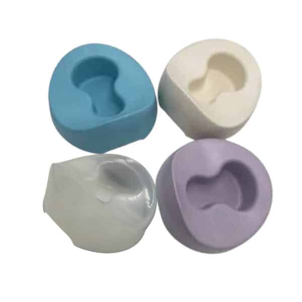 Duurzaam anatomisch kinderpotje van Ecopitchoun met een ergonomische vorm voor zindelijkheidstraining.