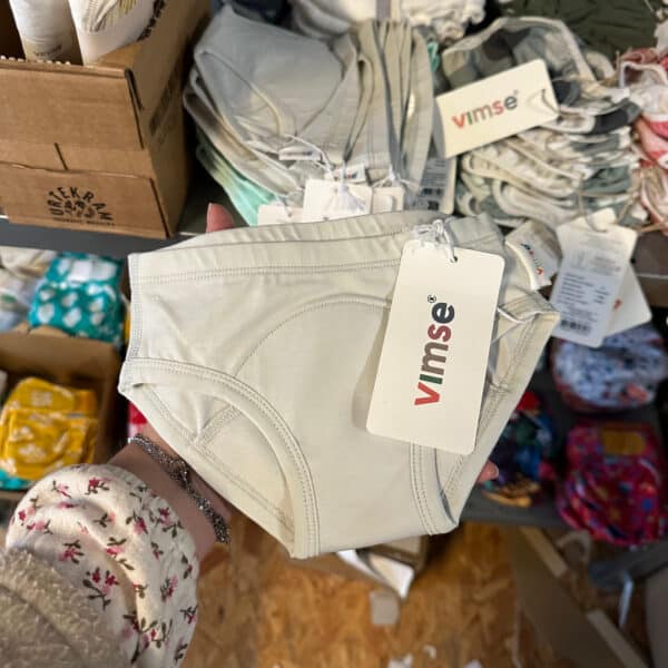 Imse Vimse training en oefen onderbroekje lichtgrijs – wasbaar oefenbroekje van biologisch katoen voor kinderen die zindelijk worden