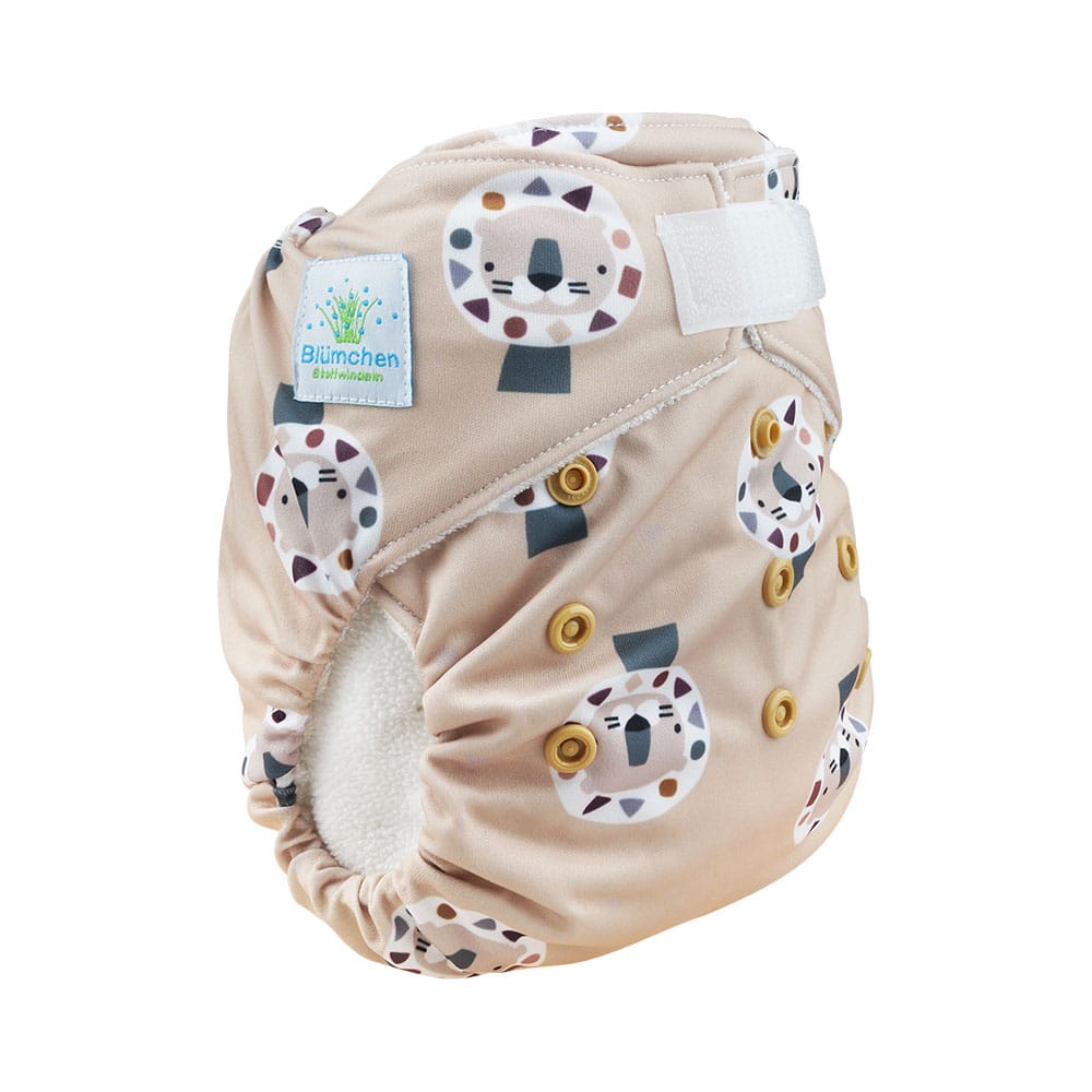 All in one luier van Blumchen met Cozy Lion dessin.