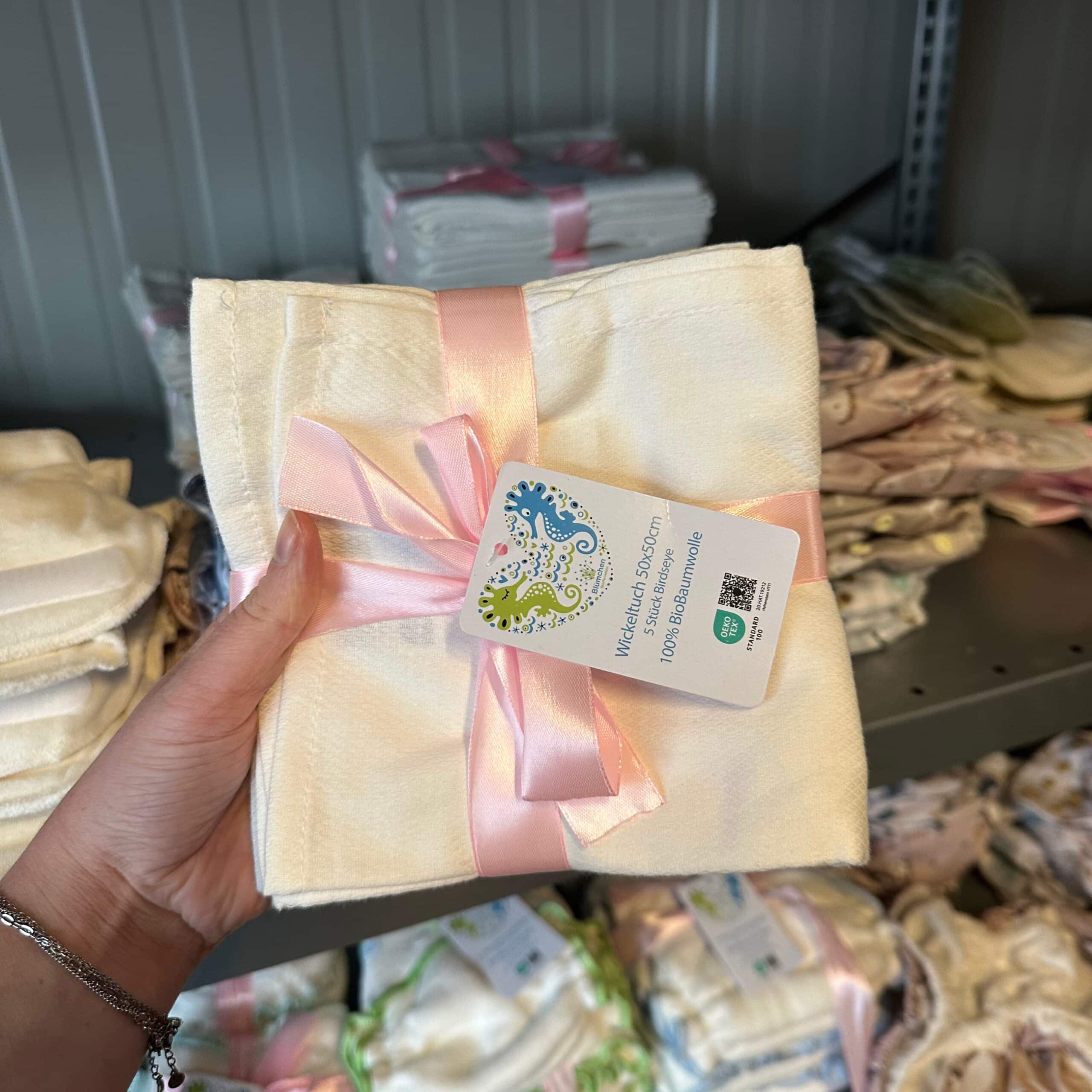 Oogjesluiers van biologisch katoen 50 x 50 cm (5 stuks) van Blümchen – zachte, ademende hydrofiele luiers van duurzaam katoen voor babyverzorging.