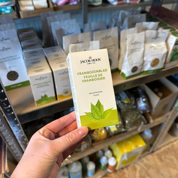 Jacob Hooy frambozenblad thee, 20 zakjes biologische kruidenthee voor ontspanning en ondersteuning tijdens zwangerschap, verkrijgbaar bij Pure Start.