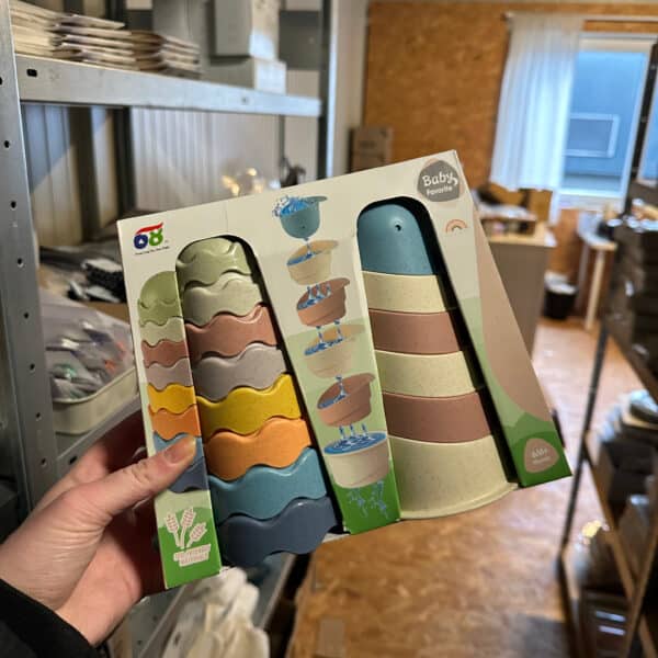 Bioplastic stapeltorens set van twee stuks duurzaam speelgoed voor baby en peuter stimuleert motorische ontwikkeling