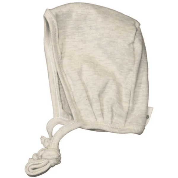 Dermata strikmutsje voor de eczeemgevoelige huid, gemaakt van biologisch katoen en zilver.