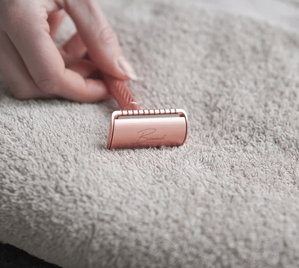 Vooraanzicht van scheermes safety razor van Biowust.