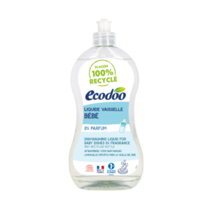 Ecologische afwasmiddel in een fles, speciaal voor baby attributen.