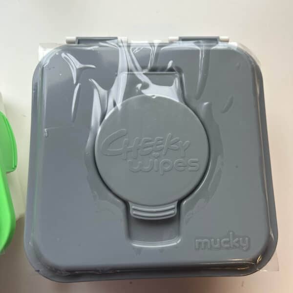 Afsluitbare Cheeky Wipes container voor gebruikte herbruikbare doekjes